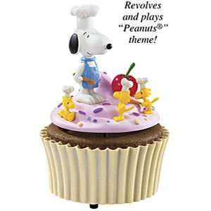  Musical Snoopy Cupcake 