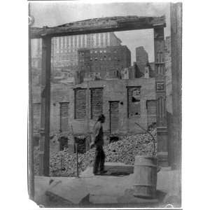  Chinese man,ruins,earthquake,fire,Chinatown,San Francisco 