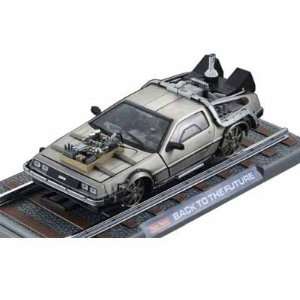   1981 DeLorean Back to the Future III  Railroad Car 1/18 Toys & Games