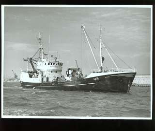 z6692   Hull Trawler   St Irene H478   photo  