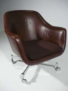 Vintage W. Bennett Executive Leather Lounge Chair Knoll  