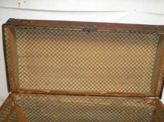   Wood Treasure Chest Steamer Trunk Wardrobe Suitcase Old Vtg  