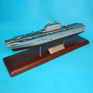   Wood Model Ship/US Navy Amphibious Assault Ship Replica Display Toy