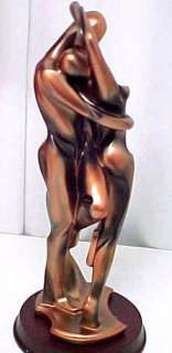Abstract Dancing Lovers Couple Statue Bronze Look  