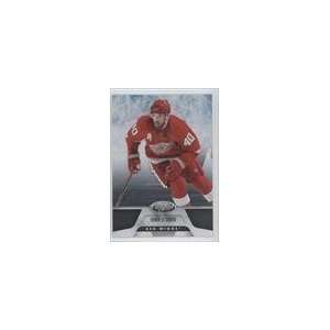  2011 12 Certified #123   Henrik Zetterberg Sports 