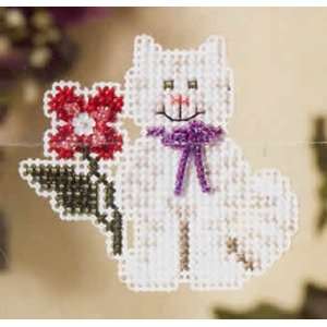  Tropical Kitty Spring Bouquet Pin Kit (cross stitch 