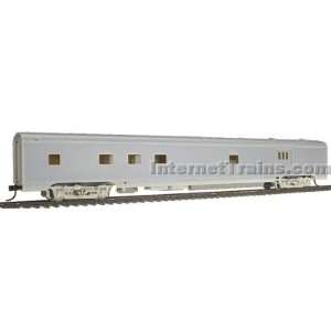   HO Scale ACF Baggage Dormitory Car   Undecorated Toys & Games