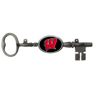  Collegiate Key Holder   Wisconsin Badgers 