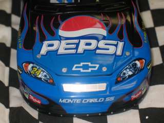   24 Jeff Gordon #24 Pepsi 2007 Trackside Elite Car 781317629794  
