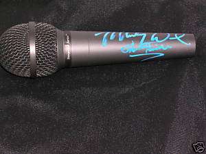 MICKY MICKEY WARD *THE FIGHTER* SIGNED MICROPHONE W/INS  