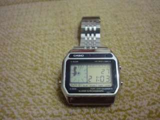 VERY RARE AND VINTAGE CASIO 80S 118 AX 210 WATCH  
