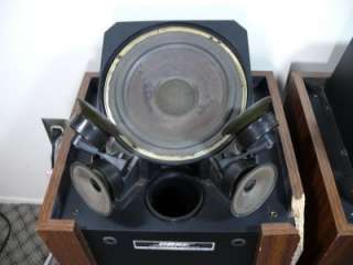 Working Bose 601 Series II Direct Reflecting Speakers  