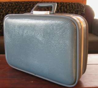   Blue Retro 16 inch Luggage Suitcase Carry On Train Case Mirror  