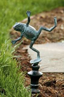 Verdi Dancing Frog Sidewalk Hose Guard Guide Stake  