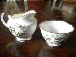 we have a gorgeous creamer and cubed sugar bowl this set was