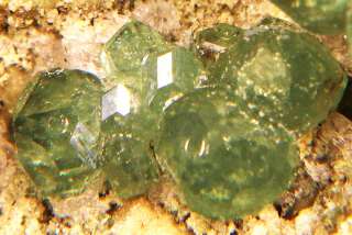 CloverGreen DEMANTOID GARNET Gem Crystals Madagasca  