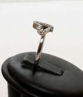 Estate 10K Solid White Gold .25ct Diamond Heart Womans Ring  