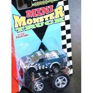 NEW ENGLAND PATRIOTS 2004 Series #2 Mini Monster Truck NFL 