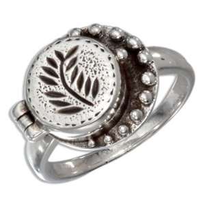 STERLING SILVER ROUND POISON RING WITH FERN STAMPING 