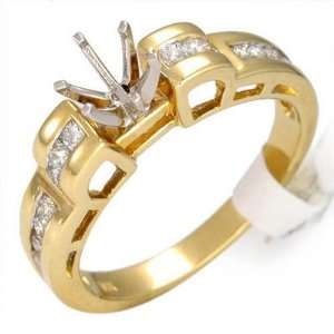  14K Solid Yellow Gold 0.30cttw Diamond Engagement Ring 