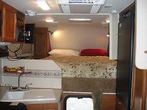  Lance 915 truck camper, long bed 96 , fiberglass, four season camper