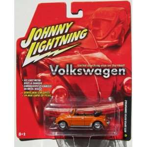   Volkswagen 1975 Super Beetle Convertible Dark Orange #31 Toys & Games