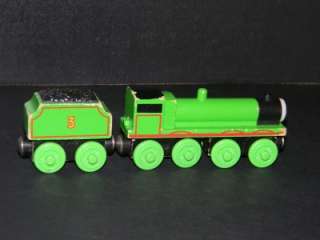   THOMAS THE TANK ENGINE & FRIENDS WOODEN HENRY AND TENDER CAR VG  