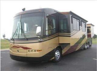 Select 45ft w/4 slides, Low Mileage 2005 Travel Supreme 45DS04 Select 