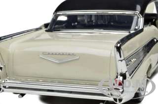 1957 CHEVROLET BEL AIR CREAM 118 DIECAST MODEL CAR BY MOTORMAX 73180 