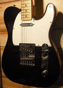 Fender® Standard Telecaster® Maple Black w/Gigbag  