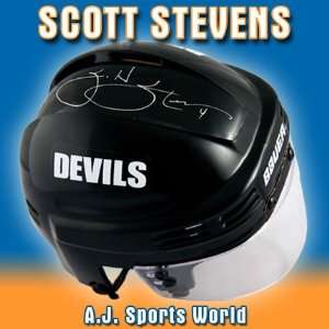 SCOTT STEVENS New Jersey Devils SIGNED Mini Helmet  Sports 