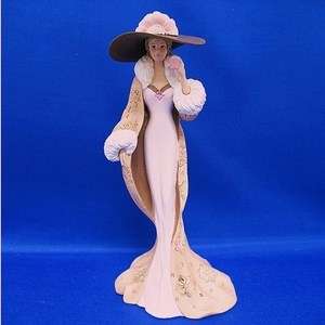 CAPPUCCINO GLAMOUROUS COFFEE CONNOISSEUR LADY FIGURINE Coffee Lovers 