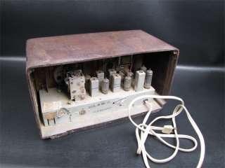 Vintage 1949 Philco 49 905 121 Bakelite Table Radio  
