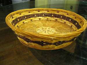 wood wicker pie plate dish carrier holder  