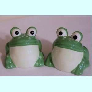  Green Frog Salt & Pepper Shakers, Set 