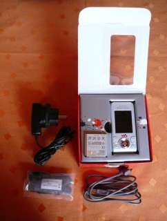 Sony Ericsson Walkman W580i   Style White (Ohne Simlock) Handy in 