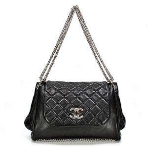   ® CC LOGO QUILTED LAMBSKIN CHAIN AROUND ACCORDION FLAP BAG  