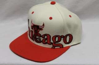 CHICAGO BULLS ADIDAS NBA SNAPBACK HAT CAP CREAM/RED  