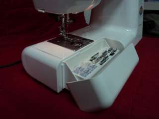   3000 Sewing Quilting Crafting Computerized Machine MC3000 *  