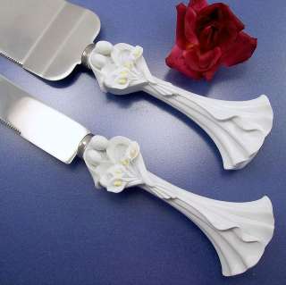 This elegant cake knife and server set will add a special touch to 