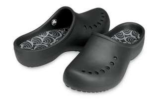 NWT Crocs Tully shoes clogs Womens Black 6 9 10  