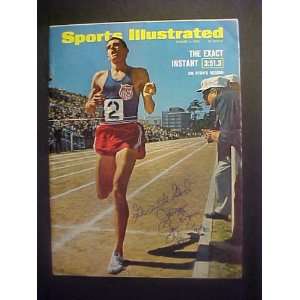 Jim Ryun Autographed August 1, 1966 Sports Illustrated Magazine