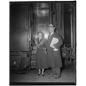   Reprint Sen. and Mrs. Sherman Minton of Ind. 1937