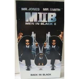   II   VHS Video Cassette Tape   starring Tommy Lee Jones and Will Smith