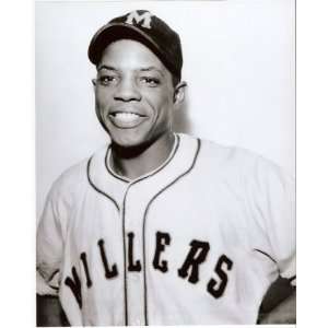 Willie Mays 16x20   Minneapolis Millers Minor League BW