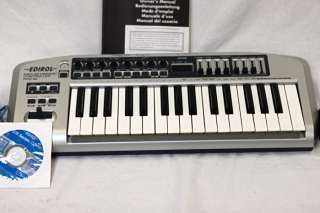 EDIROL PCR 30 MIDI Keyboard Controller in Box, manual, cd, USB cable a 