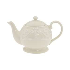 Bia Cordon Bleu Chantilly Teapot 