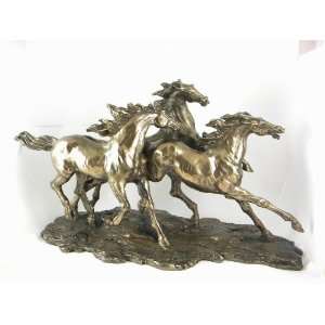  The Gallop Three Wild Horses Mustangs Statue Running 