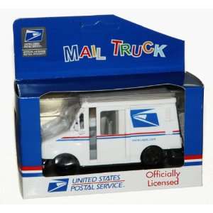    Officially Licensed USPS Mail Truck Scale 135 Toys & Games
