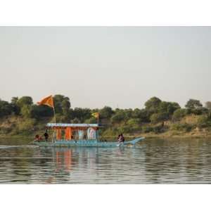  Narmada River, Maheshwar, Madhya Pradesh State, India 